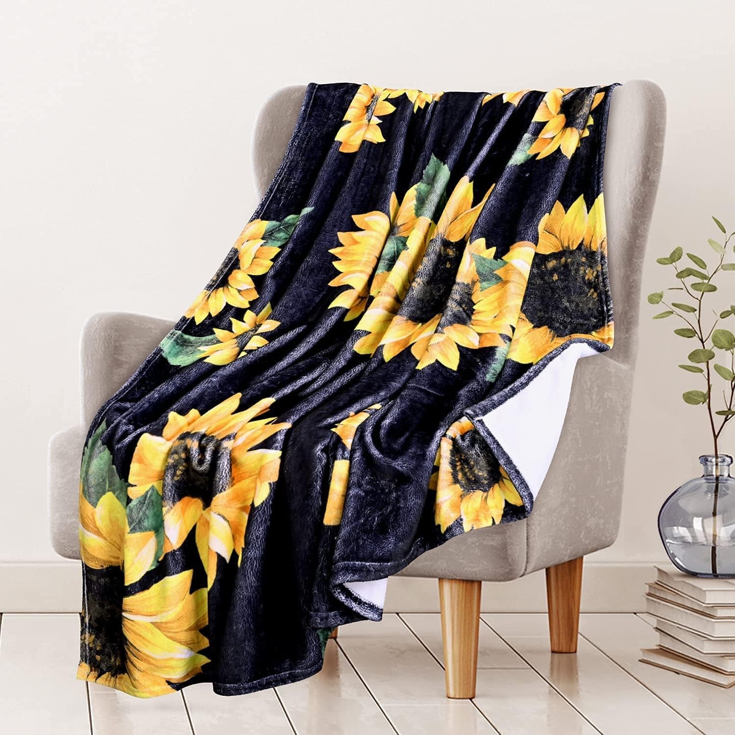 Sunflowers Blankets Sunflower Throw Blankets for Couch Fleece Blankets Warm Sunflower Blanket Sunflower Blanket Throw Fluffy Blanket Travel Blanket Cute Throw Blankets